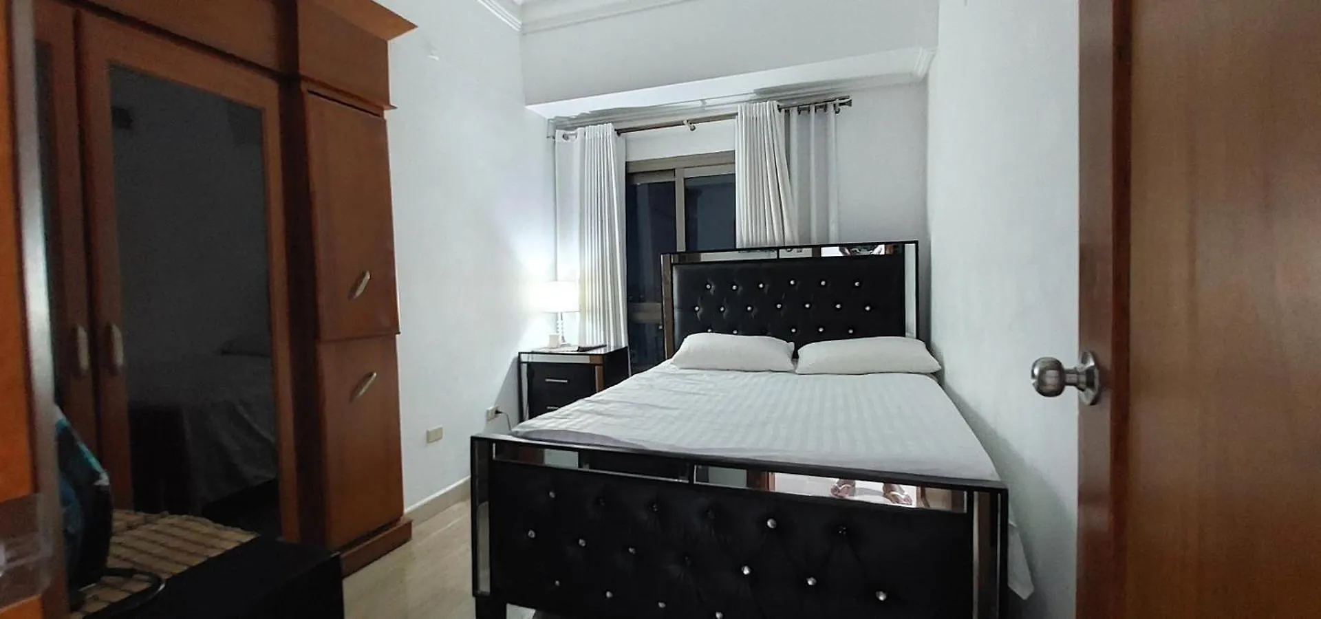 Habitacion Vista Al Mar En Apartamento Compartido Σάντο Ντομίγκο Δωμάτια σε οικογενειακή κατοικία